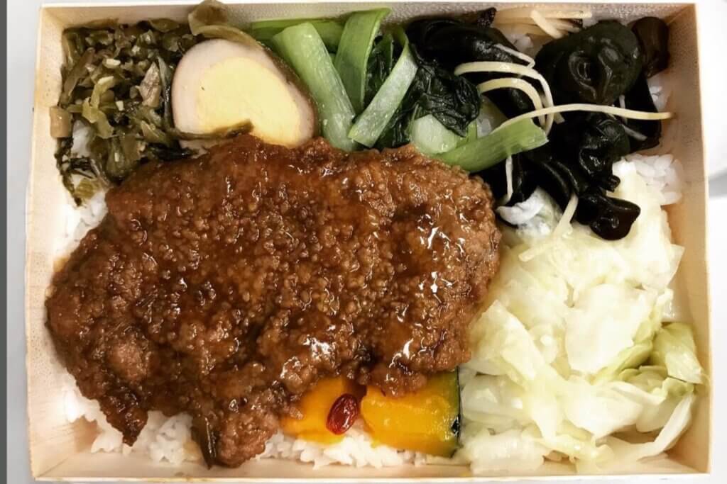 台灣高鐵駅弁（香滷肉排盒餐）
