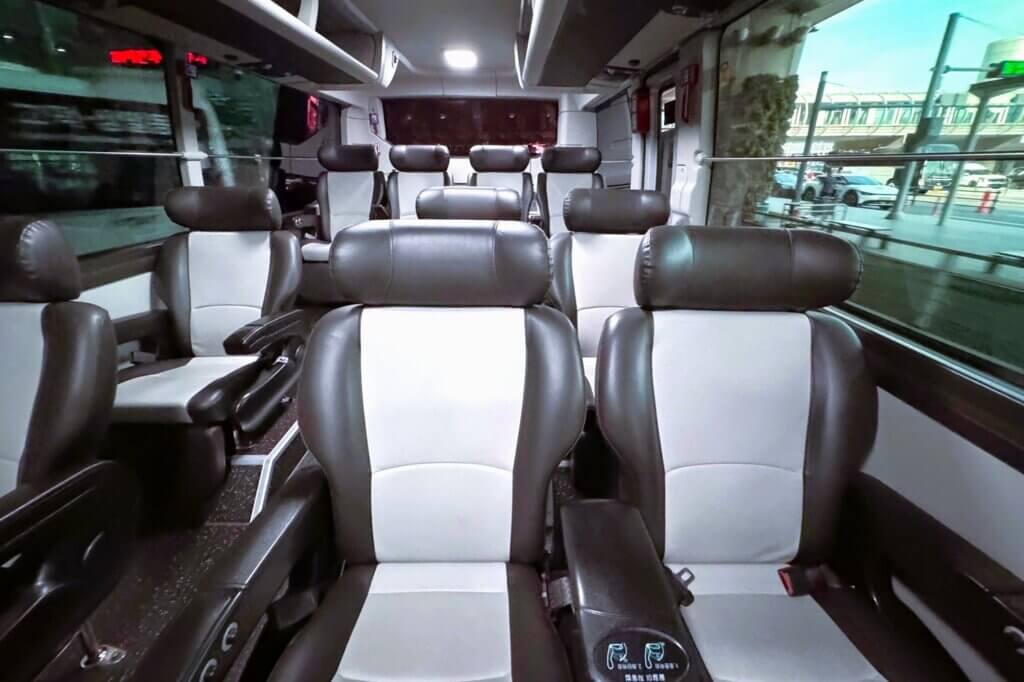 仁川リムジンバス車内