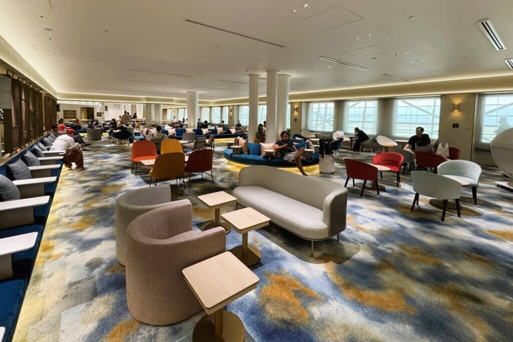 KIX Lounge Kanisai