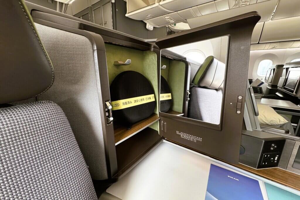 エバー航空ロイヤルローレルクラス（ビジネス）