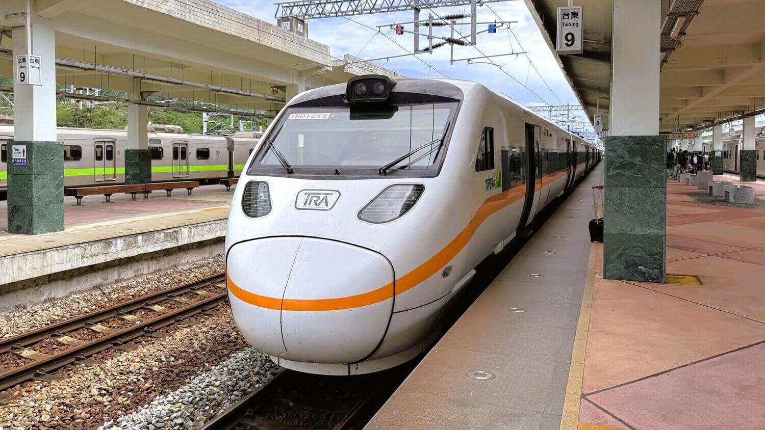 太魯閣(タロコ)号