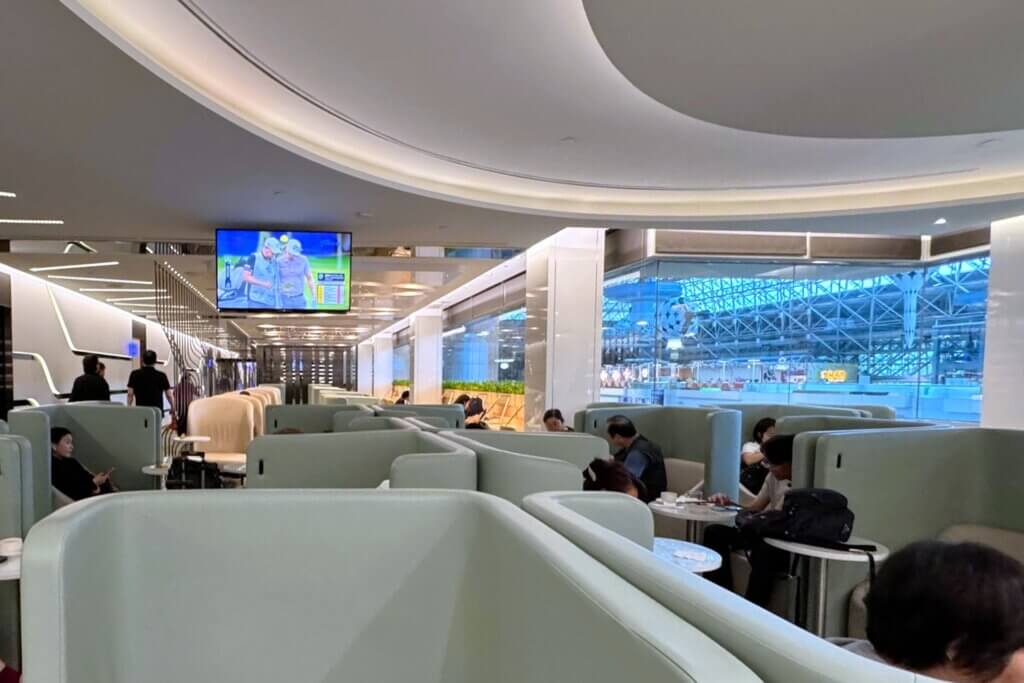 桃園空港T2 Infinity Lounge
