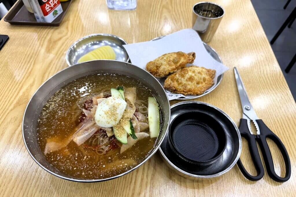 ピネンミョン