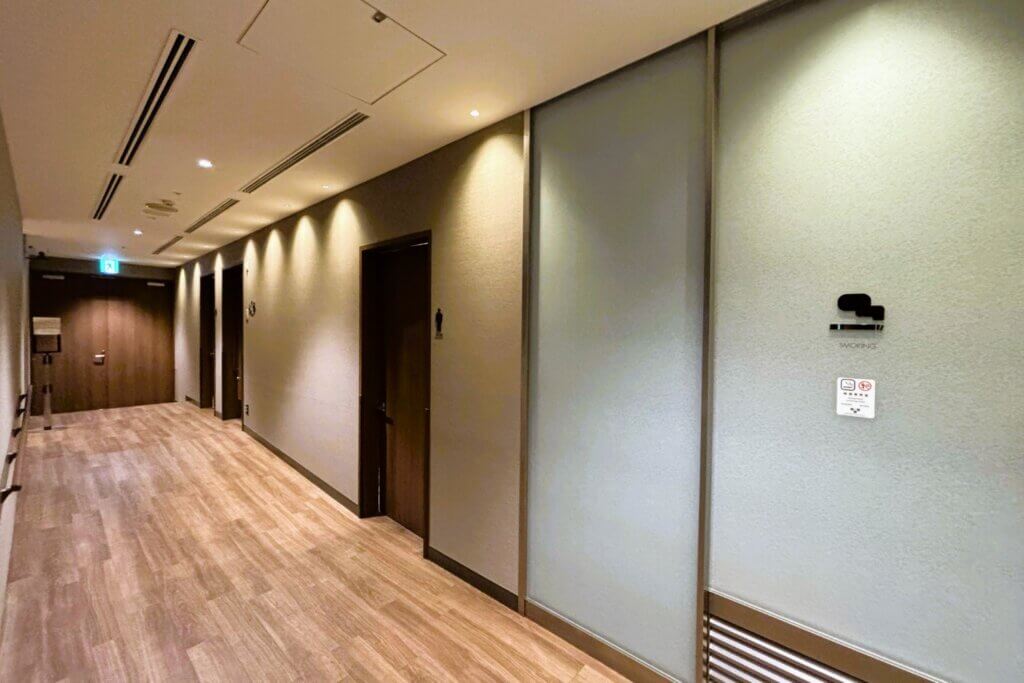 羽田空港〈T3〉TIATラウンジ