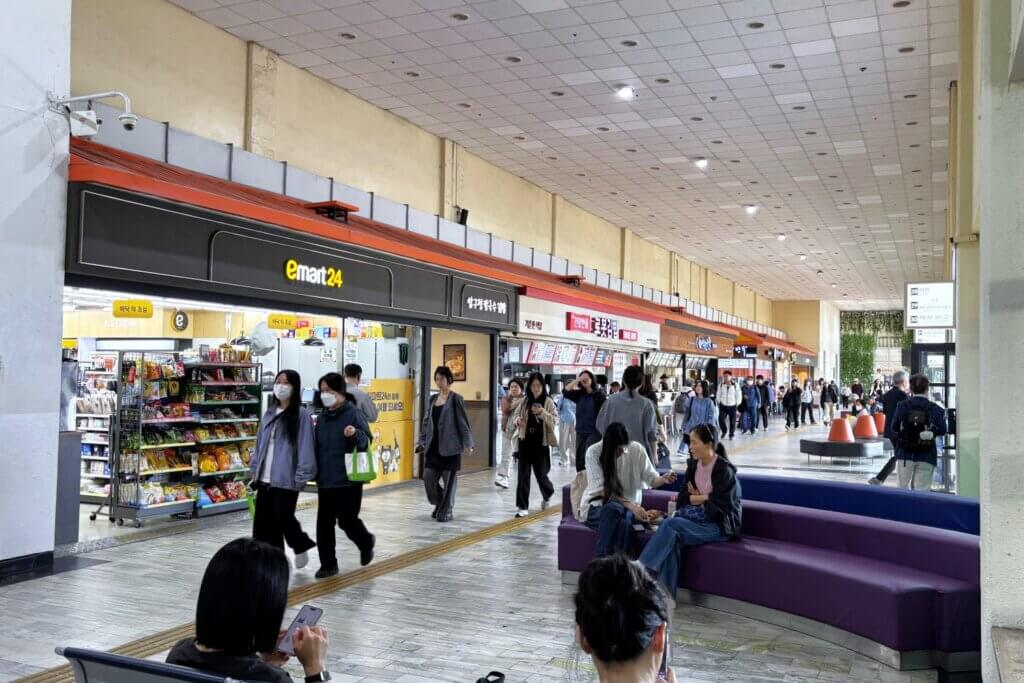 ソウル高速バスターミナル（嶺東線）